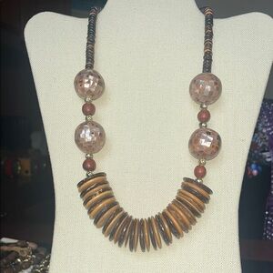 Brown Earthy Necklace with Metallic details and reflections